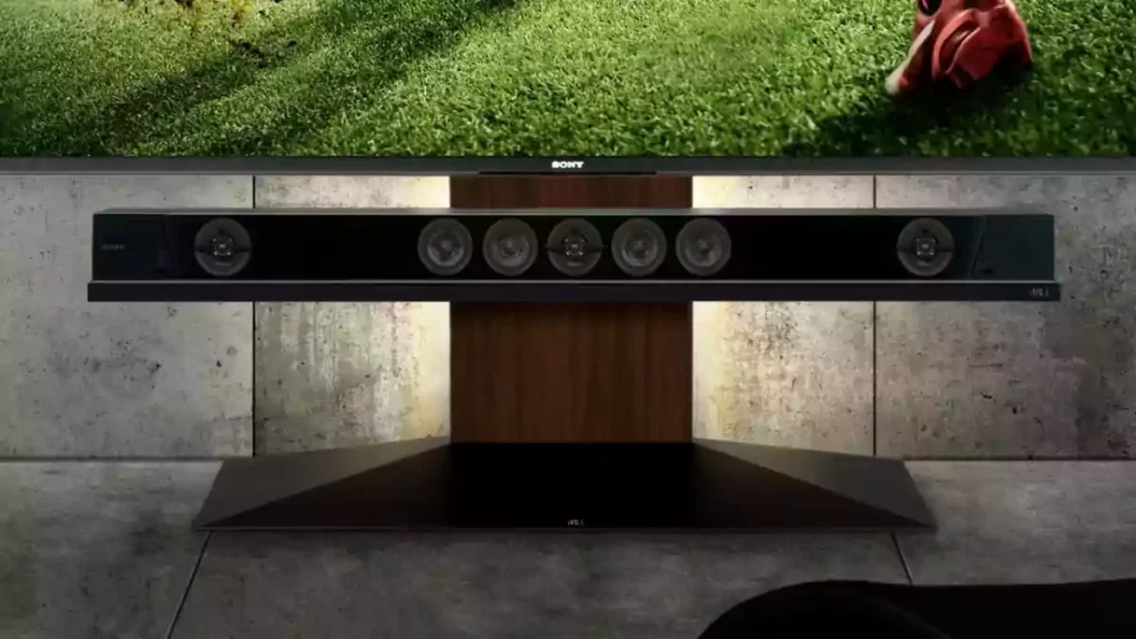 無段階調節のサウンドバー専用棚板。